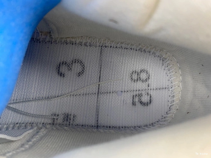 Cheap TBK Levi's 4 Jordan 'White' AO2571-100 x Air 0812